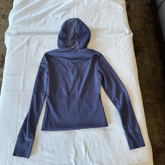Lululemon Reversible Dance Studio Jacket, Size 6, Bluish/Purple (Rare) - Picture 14 of 15